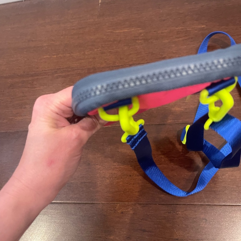 Lululemon easy access Crossbody pink highlight cerulian blue multi colorblock - Picture 4 of 8